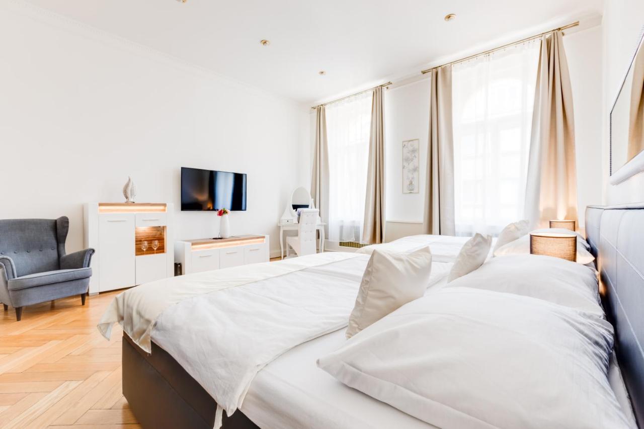 Wenceslass Square Royal Residence Apartments Praha Bagian luar foto