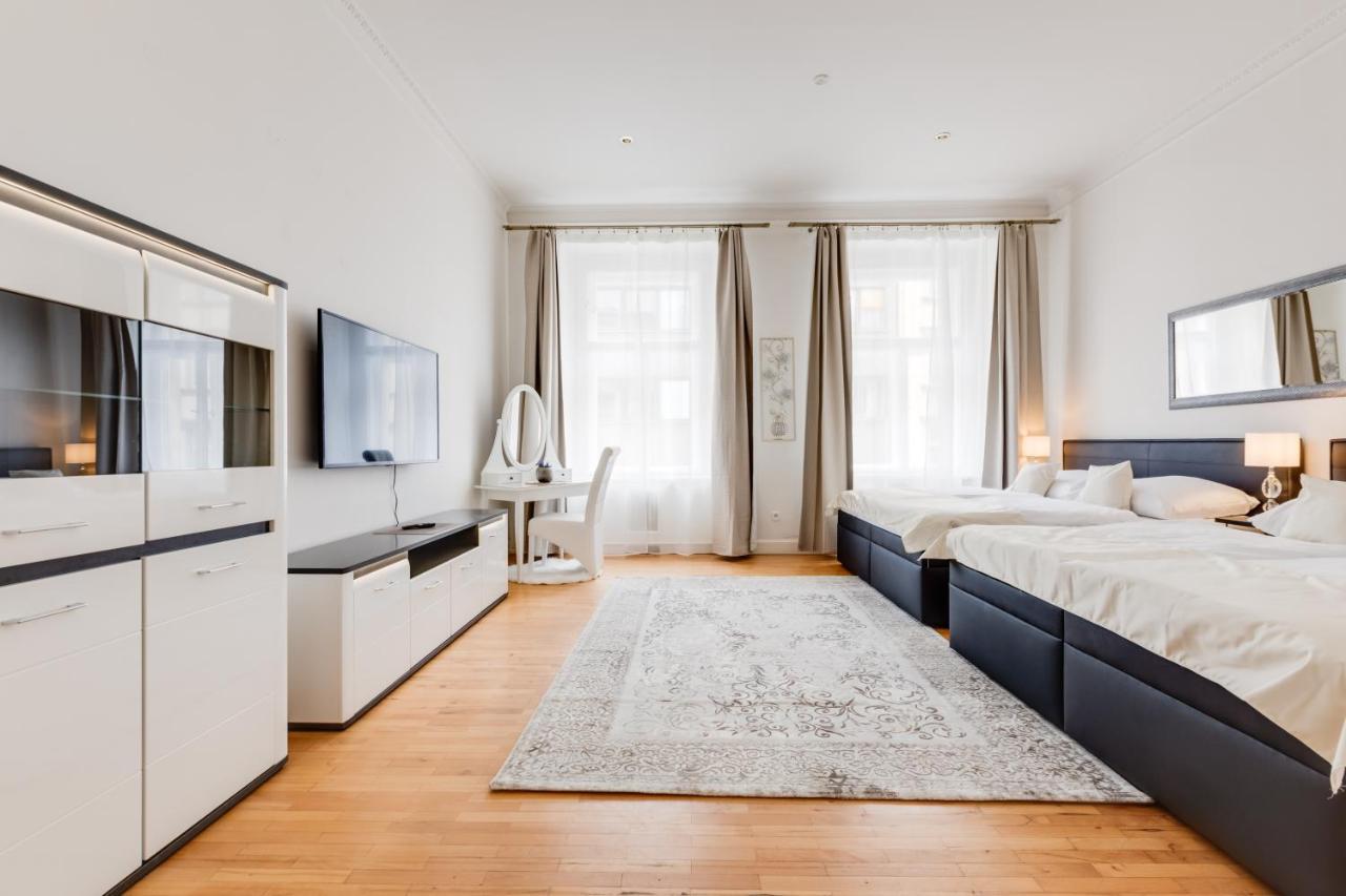Wenceslass Square Royal Residence Apartments Praha Bagian luar foto