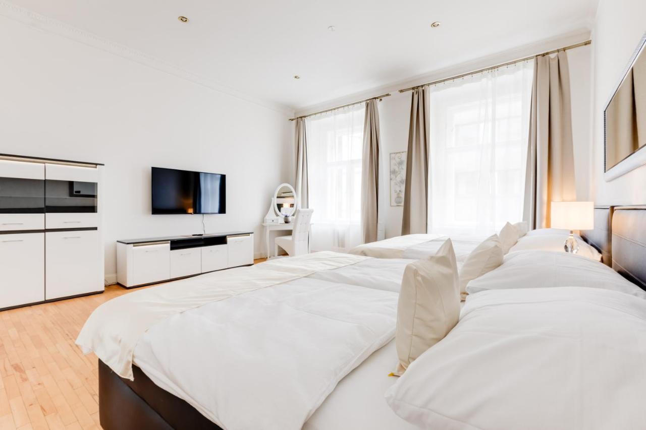 Wenceslass Square Royal Residence Apartments Praha Bagian luar foto